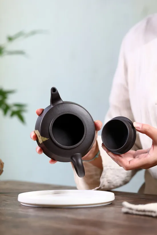 Handcrafted Yixing Clay Teapot: Artisan Zen Design, 40cc 4