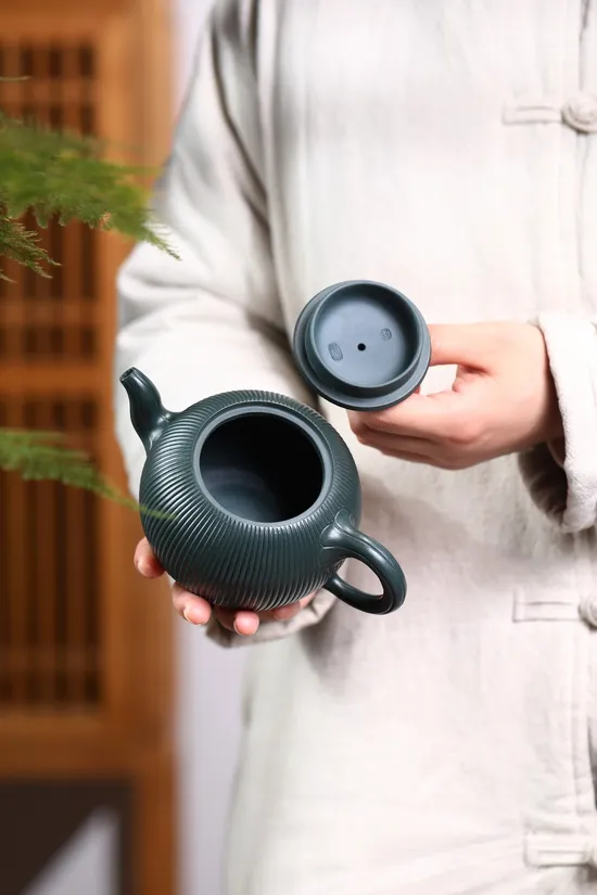 Premium Yixing Zisha Teapot: Handcrafted Artisan Masterpiece Collection 6