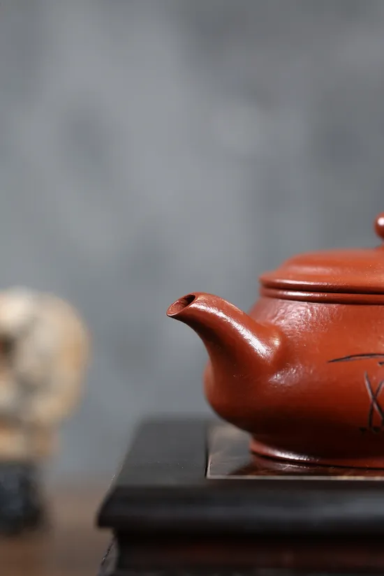 Yixing Zisha Teapot | Handcrafted Longshan Red Clay | Master Xia Ruijuan 8