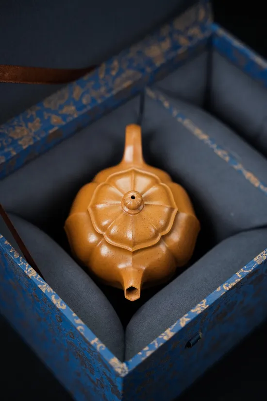 Yixing Teapot - Handcrafted Premium Clay Geometric Design Teapot 2