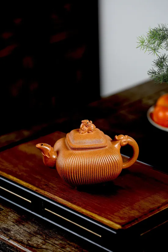 Yixing Zisha Teapot | Golden Sand Clay Artisan Pottery | 50cc 1