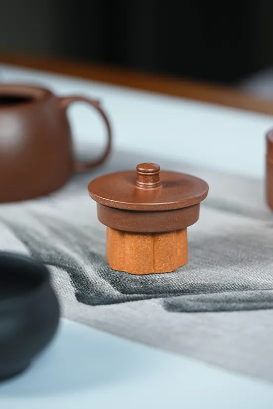 Premium Yixing Zisha Teapot Set – Artisan Travel Tea Collection 7
