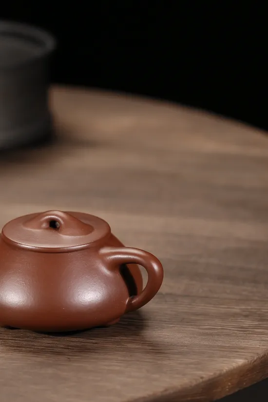 Premium Yixing Clay Teapot | Classic Zisha Pot for Tea Brewing 7
