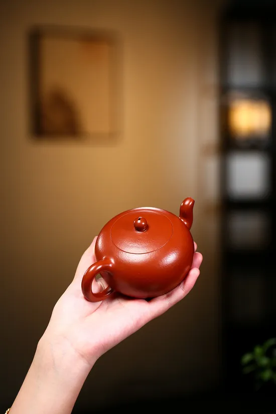 Yixing Zisha Teapot | Handcrafted Clay Pottery | Artisan Collection 1