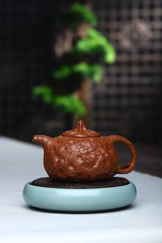 Premium Yixing Zisha Clay Teapot Set - Handcrafted Artisan Collection 3