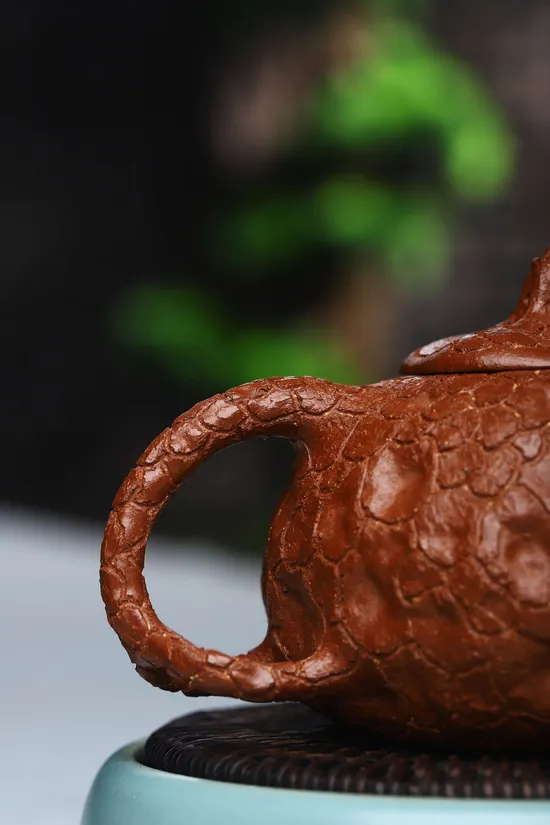 Premium Yixing Zisha Clay Teapot Set - Handcrafted Artisan Collection 4