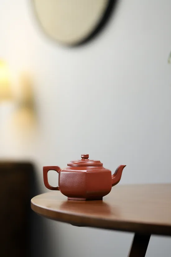 Yixing Zisha Teapot Six Snowflakes - Handcrafted Purple Clay Art 4