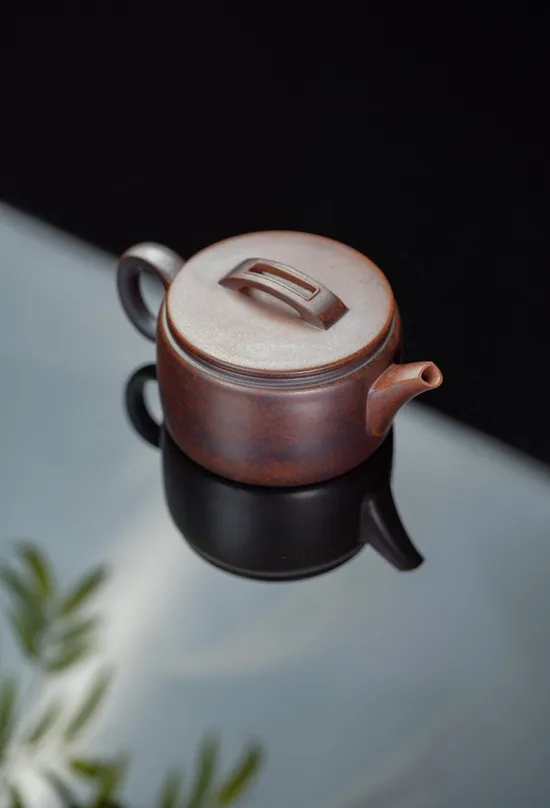 Premium Handcrafted Yixing Zisha Teapot – Artisan Clay Teapots 1