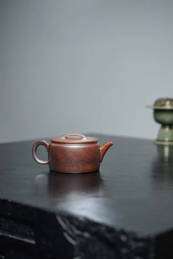 Premium Handcrafted Yixing Zisha Teapot – Artisan Clay Teapots 3