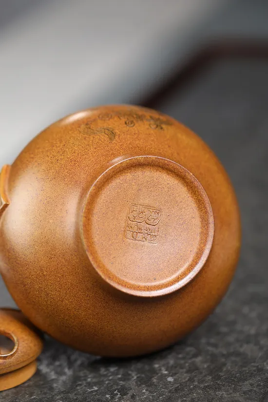Handcrafted Yixing Zisha Teapots | Artisan Clay Teapot Collection 1