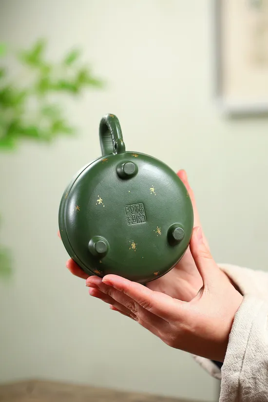 Zisha Teapots: 3 | 300 CNY | Republican-era green clay 3