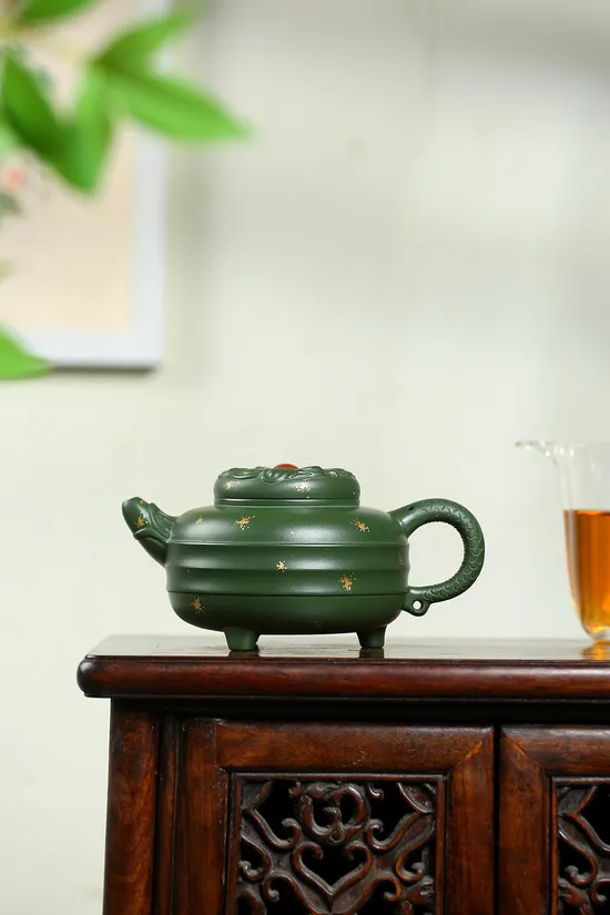 Zisha Teapots: 3 | 300 CNY | Republican-era green clay 7