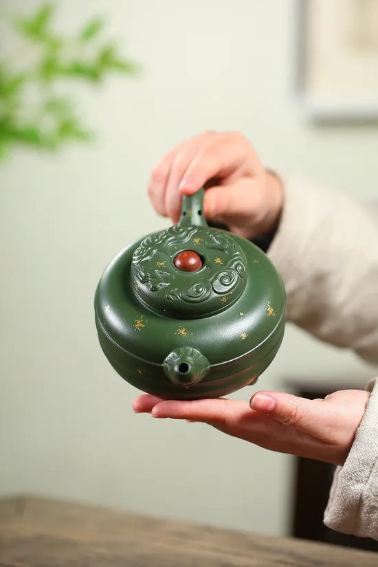 Zisha Teapots: 3 | 300 CNY | Republican-era green clay 9
