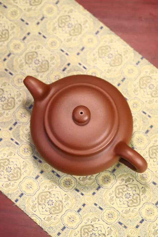 Yixing Zisha Teapot | Handmade Classic Design & Premium Clay 3