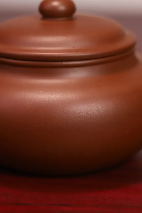 Yixing Zisha Teapot | Handmade Classic Design & Premium Clay 6