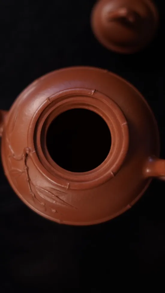 Best Yixing Zisha Teapot | Handcrafted Purple Clay Pottery Art 1