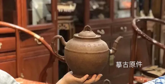 Best Yixing Zisha Teapot | Handcrafted Purple Clay Pottery Art 4