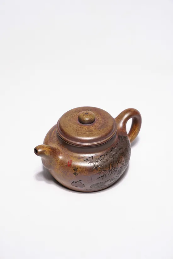 Premium Yixing Clay Teapot | Handcrafted Zisha Artistry 3