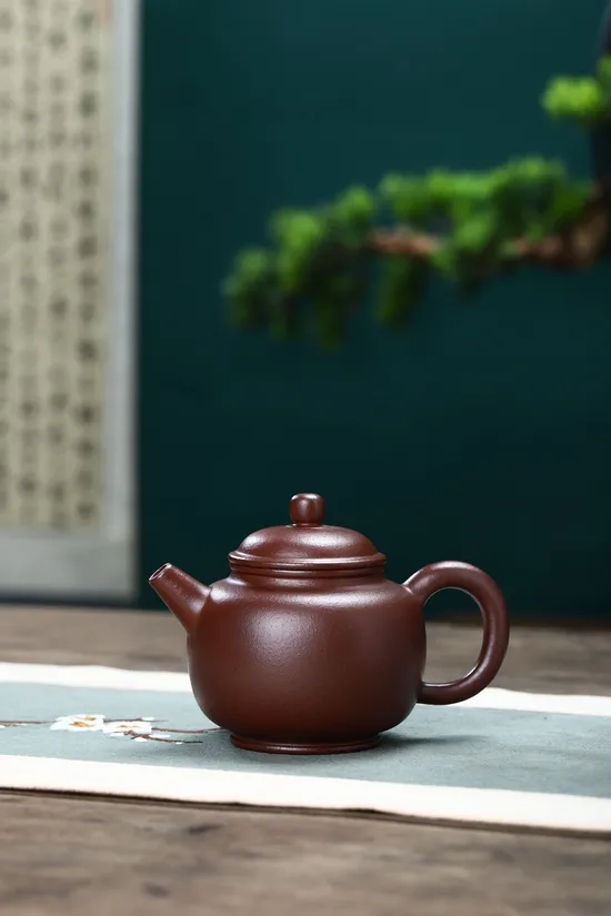 Artisan Yixing Zisha Teapot | Handcrafted Purple Clay Pottery 5