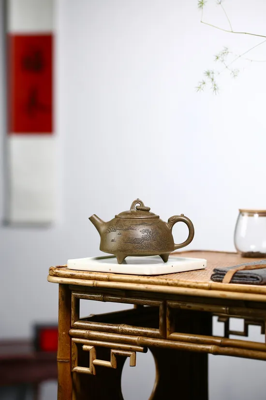Zisha Teapots: rare jade-green dragon-back clay | national-level master Wang Qiming 7