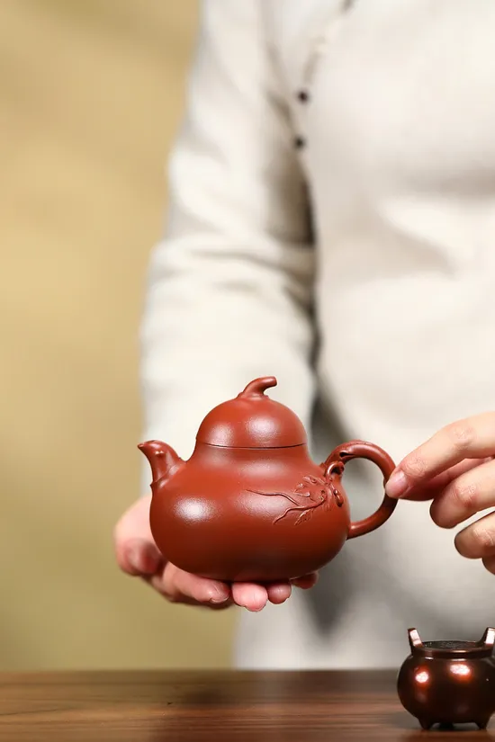 Yixing Zisha Teapot | Handcrafted Artisan Clay Pot | Symbol of Fortune 2