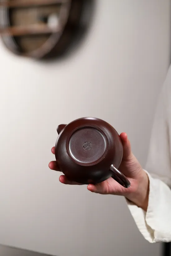Yixing Zisha Teapot: Dragon Blood Clay, Handcrafted Artistry 3