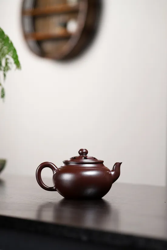 Yixing Zisha Teapot: Dragon Blood Clay, Handcrafted Artistry 5