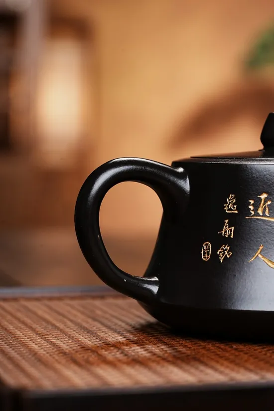 Premium Yixing Zisha Teapot | Handcrafted Artisan Teapot Collection 2