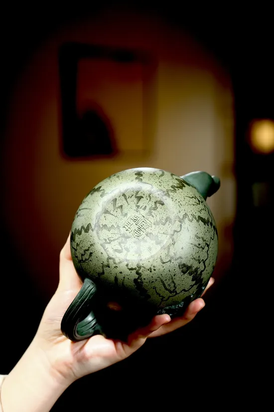 Best Yixing Zisha Teapot | Artisan Crafted Collectible Teaware 2