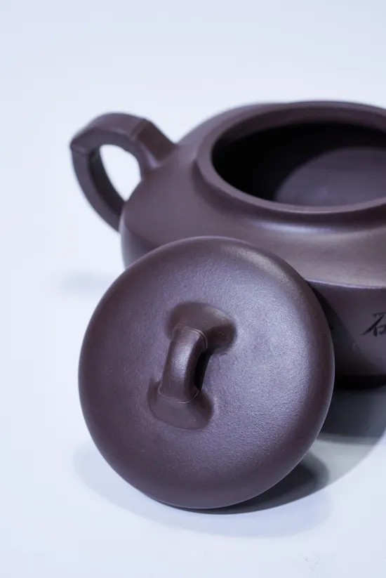 Yixing Zisha Teapot | Master Huang Ziying | Collectible Artistry 6