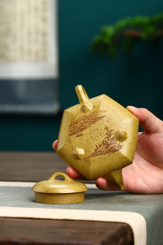 Yixing Teapot | Handcrafted Zisha Clay Artisan Teapot by Xu Liuming 5