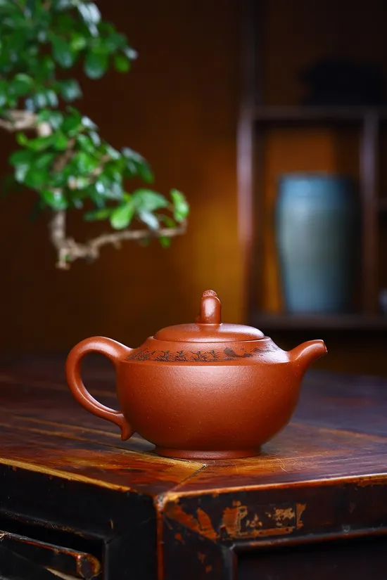 Yixing Zisha Clay Teapot | Handcrafted Artisan Ceramic Teapots 2