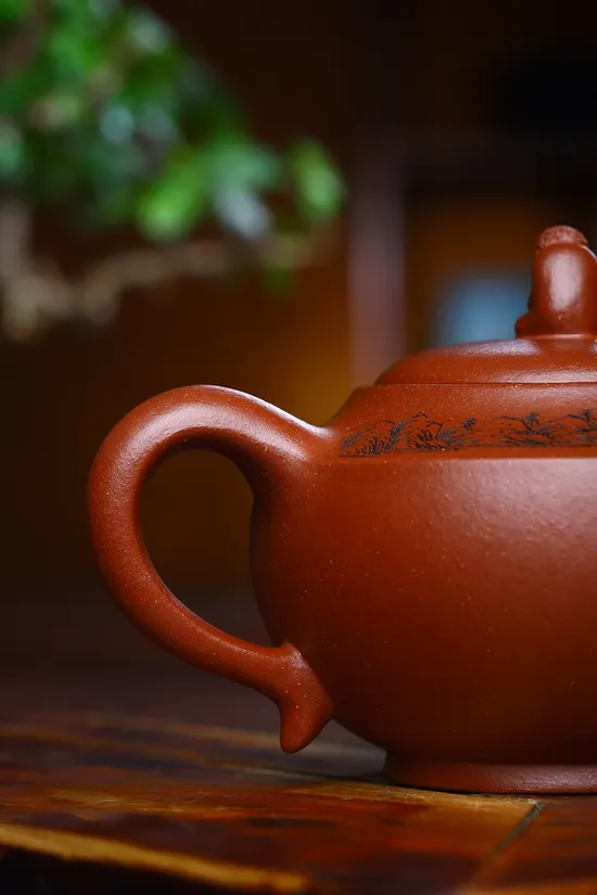Yixing Zisha Clay Teapot | Handcrafted Artisan Ceramic Teapots 4