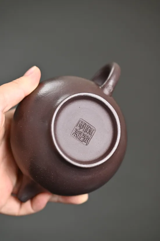 Premium Yixing Zisha Teapot - Handcrafted by National Artisan Chen Huajun 3