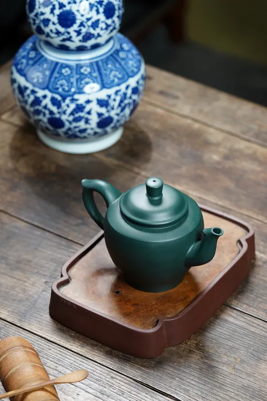 Yixing Zisha Clay Teapot 40cc | Handcrafted Artisan Teapot 3