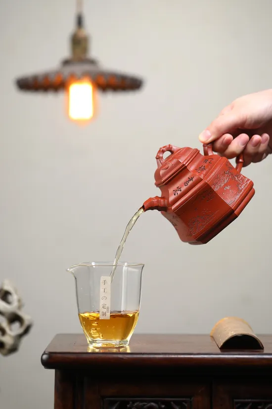 Premium Yixing Zisha Teapot - Artisan Crafted Collectible 4