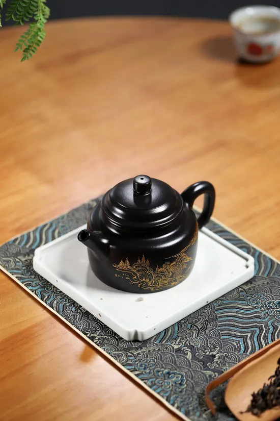 Yixing Zisha Teapot | Artisan Crafted Clay Pot | D.Hong Pao 6