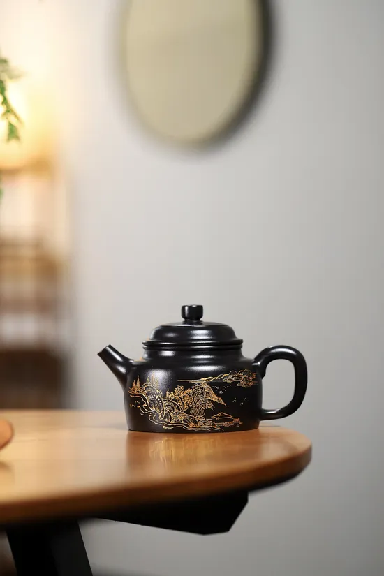 Yixing Zisha Teapot | Artisan Crafted Clay Pot | D.Hong Pao 7