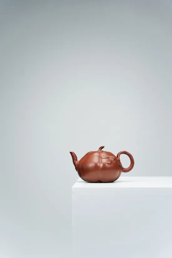 Handcrafted Yixing Zisha Teapot – Premium Clay Artistry & Timeless Design 1