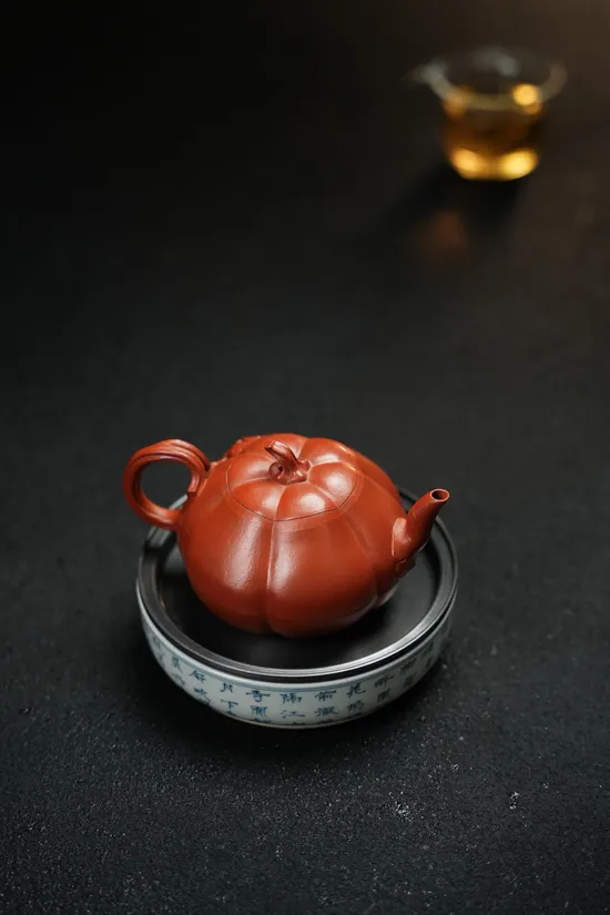 Handcrafted Yixing Zisha Teapot – Premium Clay Artistry & Timeless Design 3