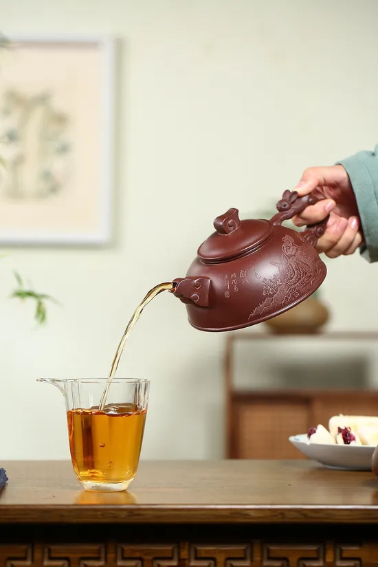 Premium Yixing Zisha Teapot - Handcrafted by Master Shi Futang | Artisan Craft 8