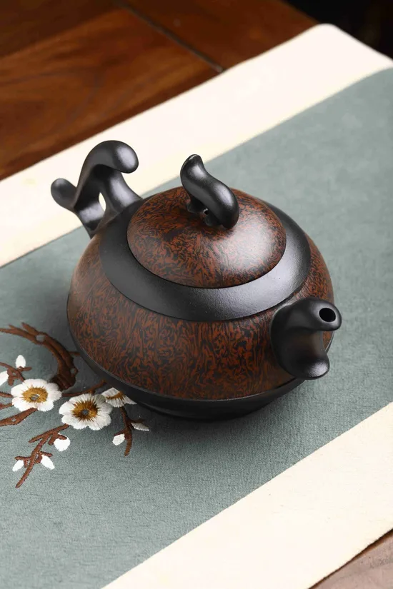 Zisha Teapots: rare stone yellow clay | National Senior Craftsmaster of Fine Arts 3
