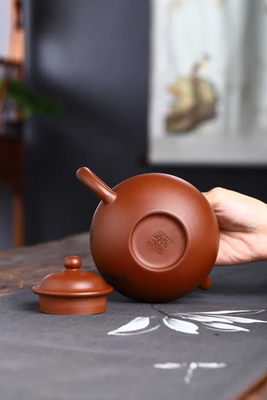 Yixing Zisha Teapot 500cc | Master Crafted Purple Clay Pot | Collector's Edition 6