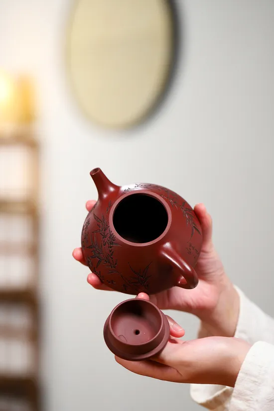 Premium Yixing Zisha Teapot Handcrafted 300cc Dragon Blood Clay Artisan 1