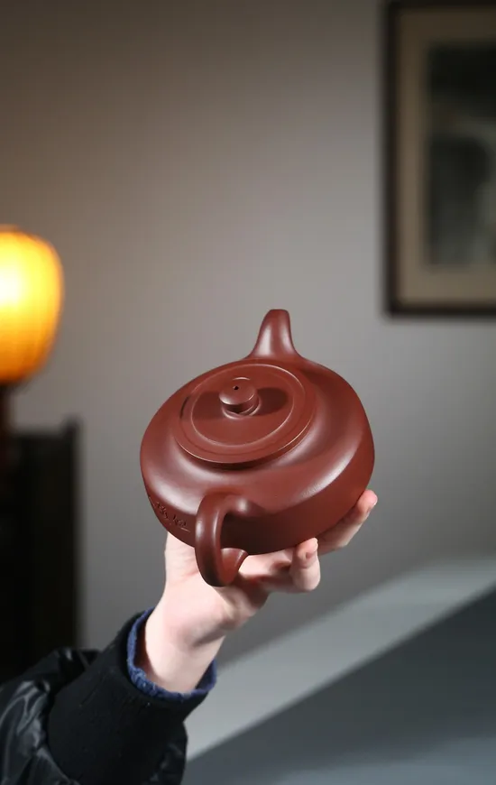Premium Yixing Clay Teapot | Handcrafted Artisan Zhou Pan Design 2