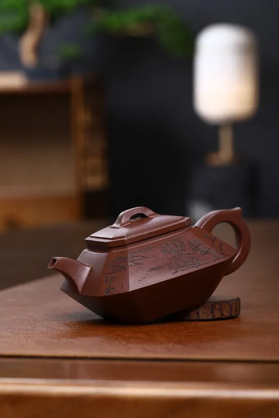 Collectible Yixing Teapot: Master Zhou Xinyuan Handcrafted Artistry 5