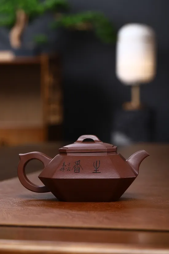 Collectible Yixing Teapot: Master Zhou Xinyuan Handcrafted Artistry 6