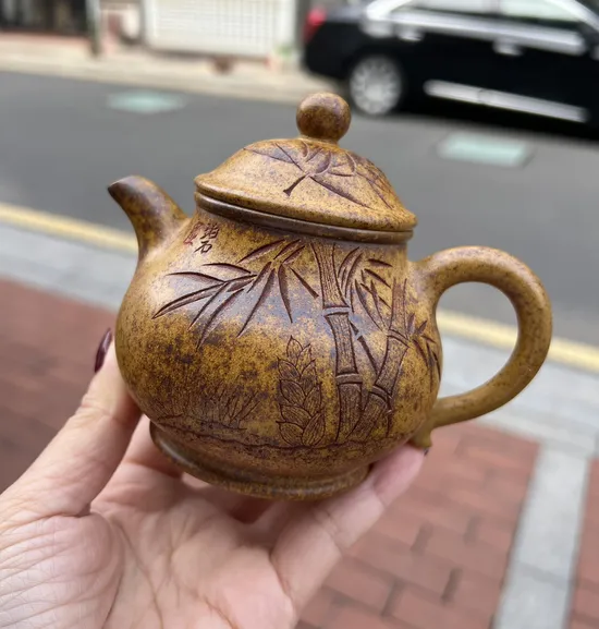 Yixing Teapot | Handcrafted Zisha Clay Pottery | Artisan Ceramics 2