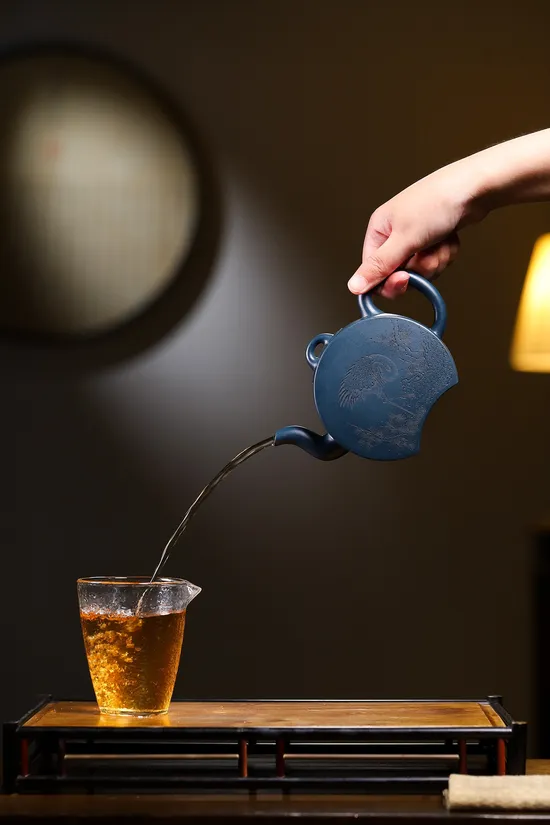 Yixing Zisha Teapot - Antique Moon Design, Republic Clay 6