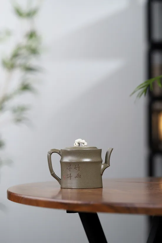 Premium Yixing Teapot - Handcrafted Crab Shell Clay, Limited Offer 1